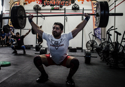 Cross Training Movements: How to properly perform the Snatch